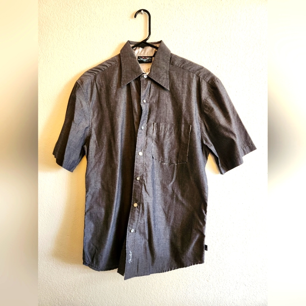 VINTAGE Fender by DaVinci Men's button down gray shirt
